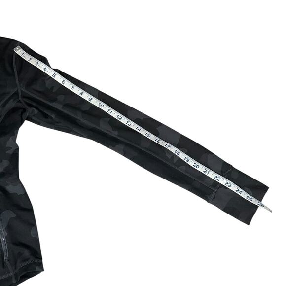 Yogalicious Luxe Black Camo Zip Jacket Medium Thumb Holes Athleisure Stretch - Picture 10 of 10